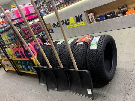 Лопаты для снега